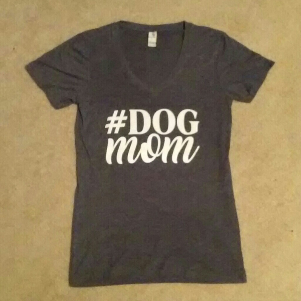 #DOG MOM tshirt